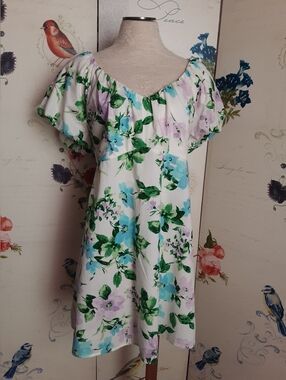 "Old Navy" Never Worn Floral Dress